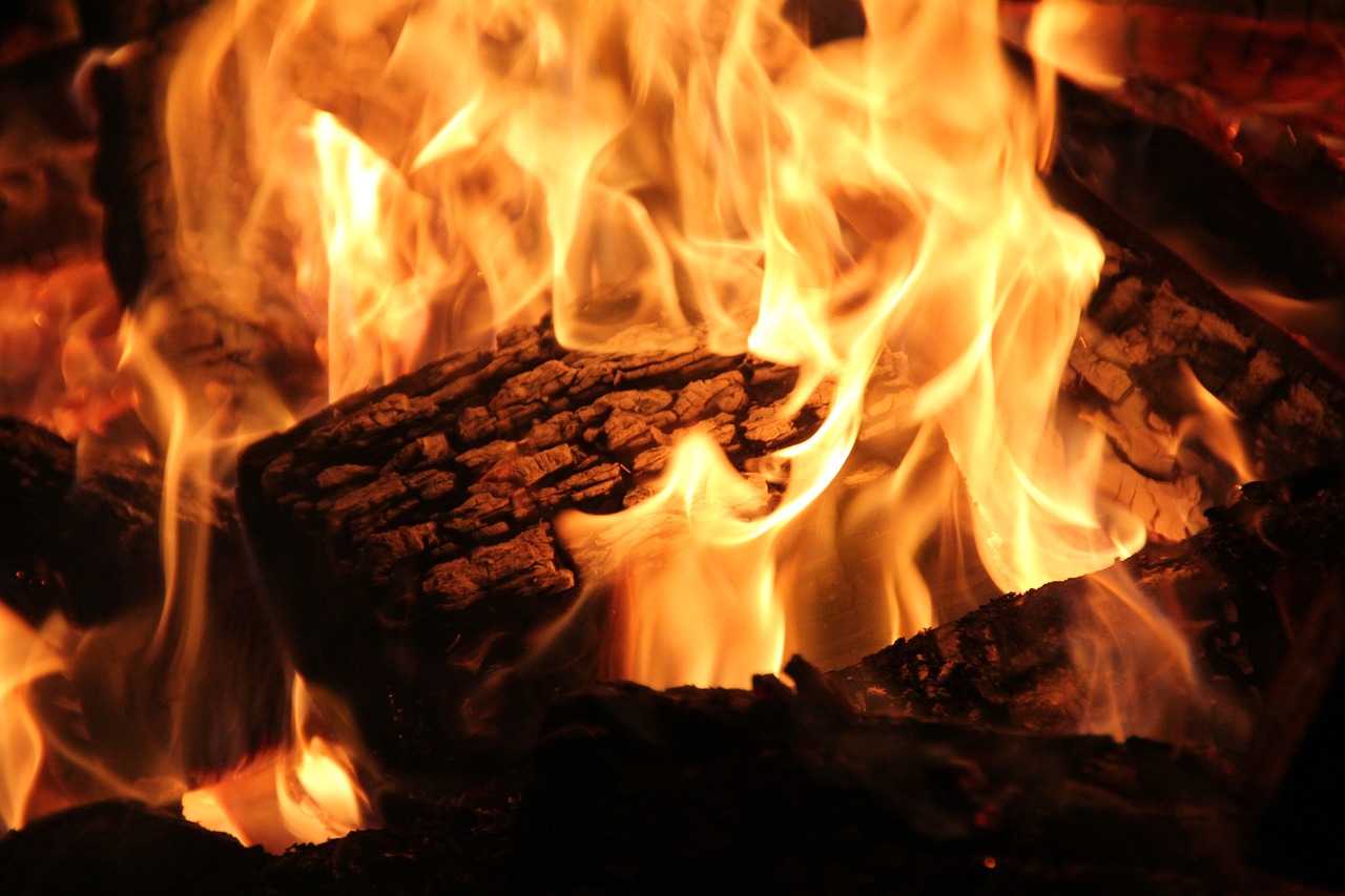 Professional Fireplace Cleaning Services In Thousand Oaks California